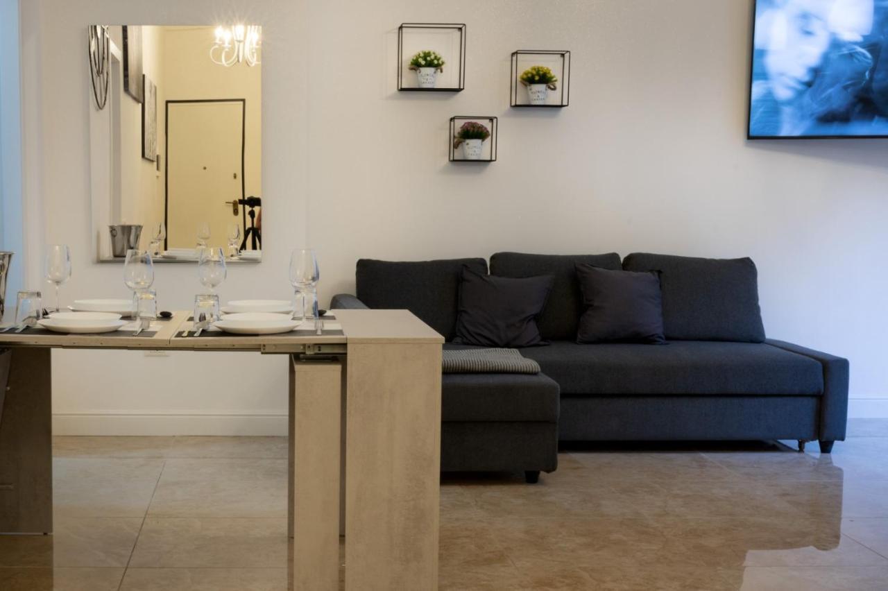 San Babila - Luxury Milanese Apartment Exterior foto