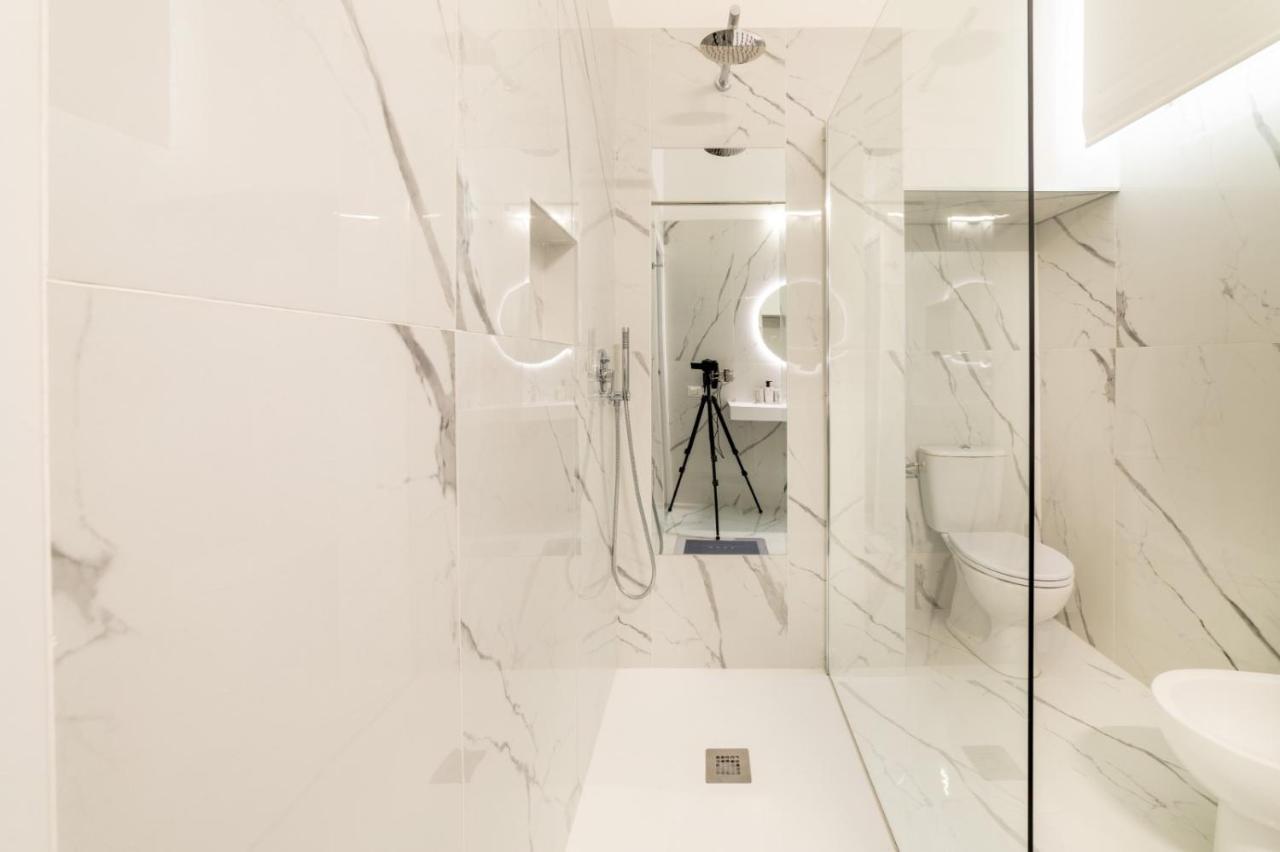 San Babila - Luxury Milanese Apartment Exterior foto