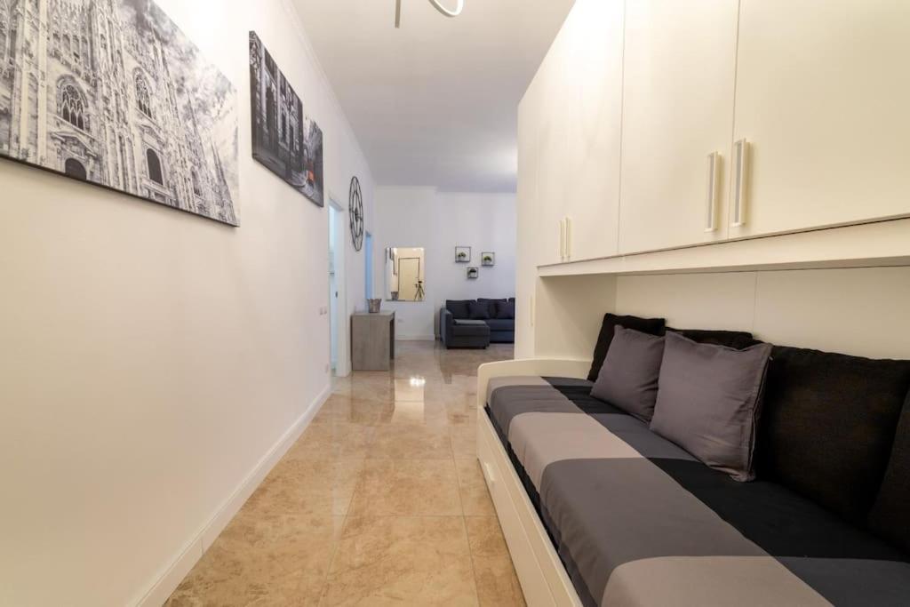 San Babila - Luxury Milanese Apartment Exterior foto